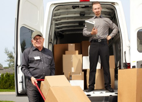 Support team checking a moving service issue in an office