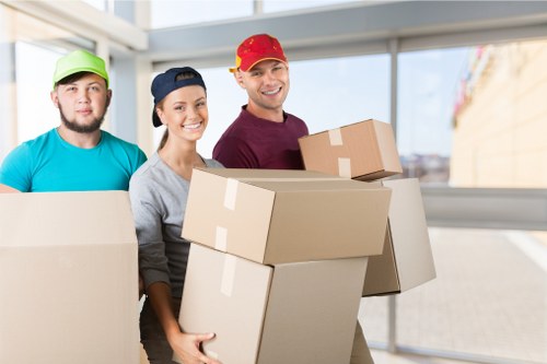 Local packing and boxes service ready for Wimbledon moving day